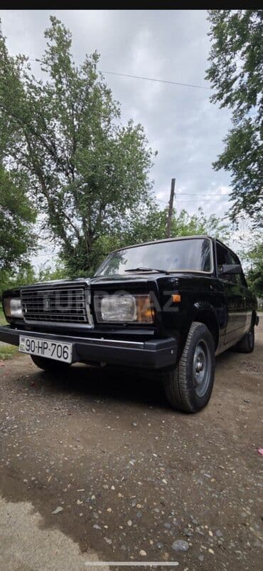 Yağlar və avtokimyəvi maddələr: VAZ (LADA) 2107: 1.5 l | 2010 il 152480 km Sedan — 4