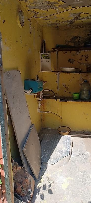 kiraye bine: Tecılı satildigi üçün çox ucuz. verilir balaxanida. 69 məktəbin tam — 3