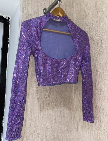 Kürklər: Brend: Pull&Bear Bədən ölçüsü: EUR S (MEX 26) Model: Parıltılı — 10