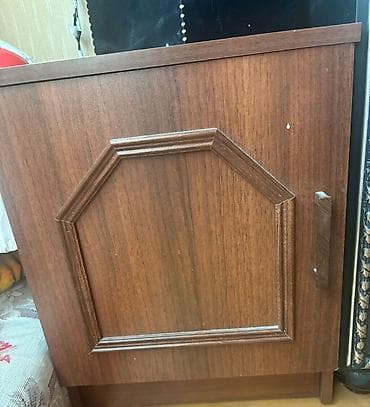 2 tumba .cutu 40 azn.
Unvan Yasamal.
Vesile🌹6806