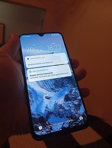 islenmis plansetler: Xiaomi Mi 9 SE, 64 ГБ, цвет - Голубой — 4