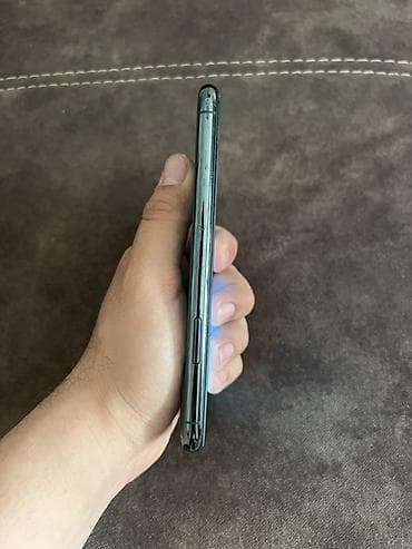 IPhone 11 Pro, Matte Midnight Green, Face ID — 2