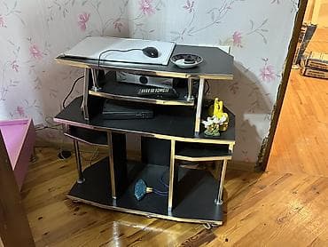 taxt uzu: Yataq otağı mebel dəsti Tərkibi: - Geniş şkaf-komod: 5 cərgə — 1