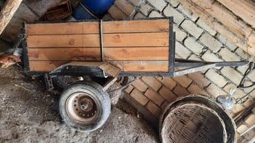 köməkçi qoşqular: İki təkərli qoşqu araba - Karkas: qalın metal profildən hazırlanmış — 2