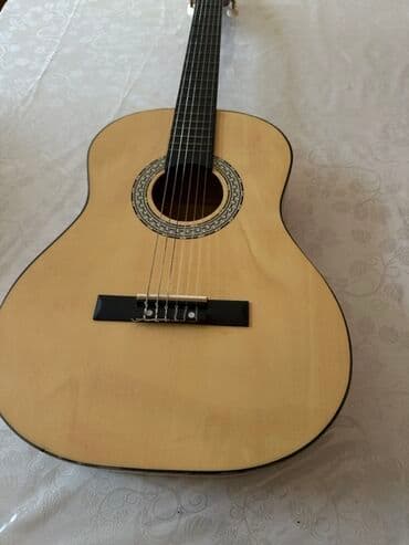 Musiqi alətləri: Klassik gitara — 2