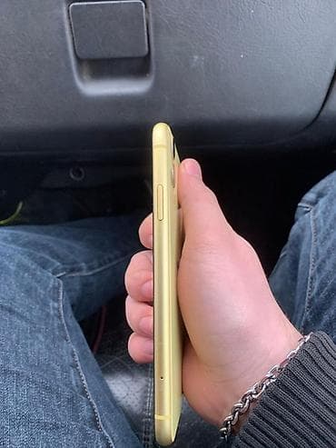 iphone xs kamera: IPhone 11, Sarı, Face ID — 6