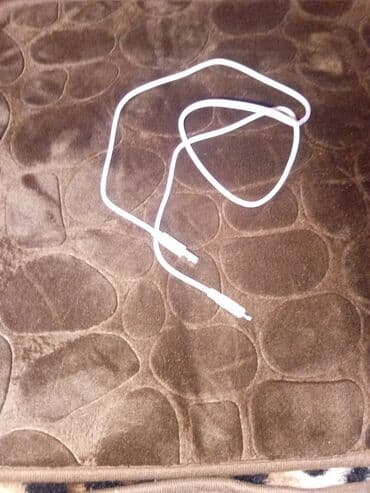 Kabel Apple, HDMI, Yeni