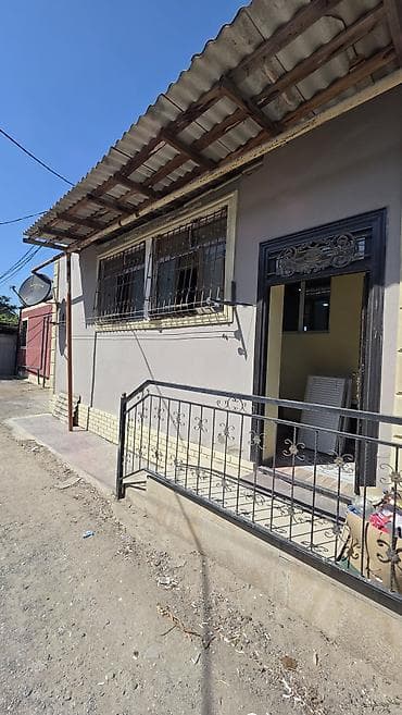 28 mayda evler: 3 otaqlı, 80 kv. m, Yeni təmirli — 1