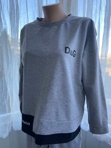 qadın idman köynəkləri: M ölçü rəng boz işənməyib — 1