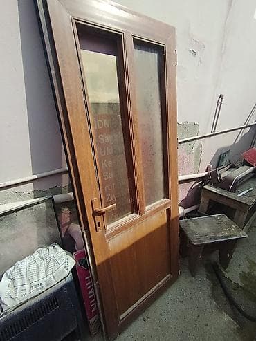 Maye divar kağızları: Taxta giriş/qapı paneli - Material: ağac (şpon örtüklü görünüşlü) — 1