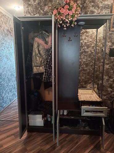 Шкафы: 2 двери, С зеркалом, Коричневый, Распашной, Прямой шкаф — 4