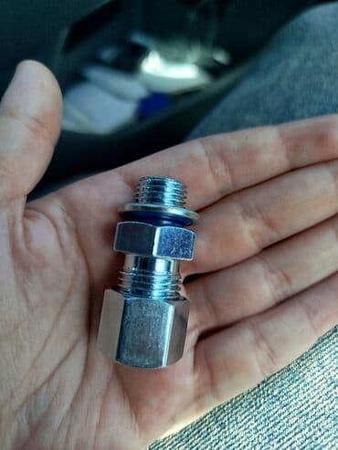 адаптер для унитаза: Bu, boruların birləşdirilməsi üçün istifadə olunan metal — 2