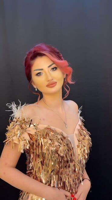 hicab magazasina satici: Madel İş axtariram Mağazada paltar reklami ederem canlı acib Boy 168 — 2