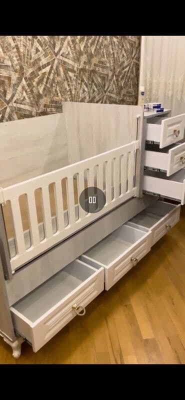 Продукты питания: Б/у, Односпальная кровать, Без подьемного механизма, С выдвижными ящиками — 2