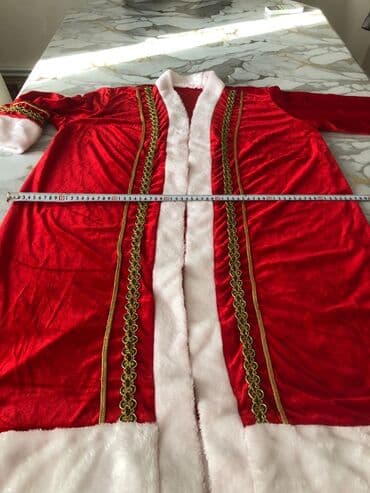 şaxta baba oyuncaq: Şaxta Baba geyimi – tam dəst Tərkibi: - Qırmızı məxməri xalat (ağ — 5