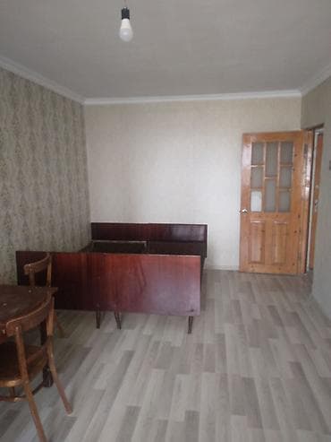 binalar: Xirdalan Aytac restoranin yaninda 5mertebeli binanin 5ci mertebesinde — 5