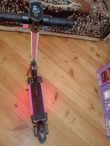 Elektrik skuter – ST-222 - Rəqəmsal göstəricili ön panel: sürət