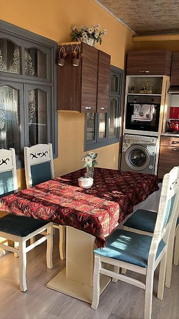 Mətbəx üçün, Açılmayan, Dördbucaq masa, 4 stul