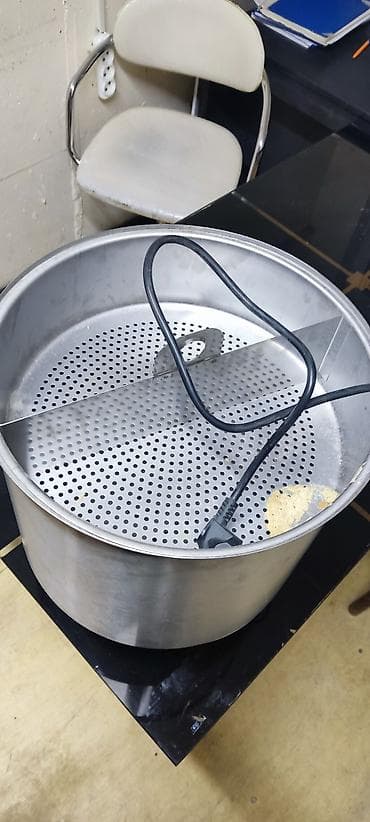 Elektriklə işləyən qarğıdalı bişirən aparat - Material: paslanmayan