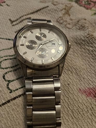 Paslanmayan poladdan kişi qol saatı – xronoqraf - Korpus və qolbağ — 1