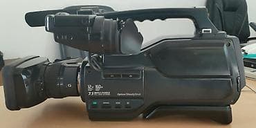komputer ucun ekran sekilleri yukle: Sony peşəkar kamerasi Xüsusiyyətlər: - Exmor R sensor texnologiyası - — 2