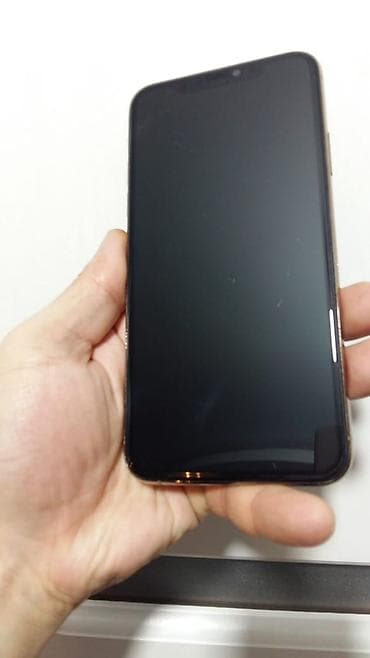 ucuz ayfon telefon: Smartfon – şık qara ön panel və qızılı metal çərçivə Xüsusiyyətlər: - — 1