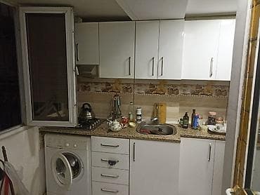 ev menzil: 1 otaqlı mənzil – studiya tipli zal və mətbəx keçidi - Geniş zal: iri — 7