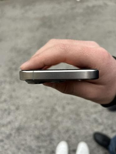 go pro camera: IPhone 15 Pro, Natural Titanium, Face ID — 6