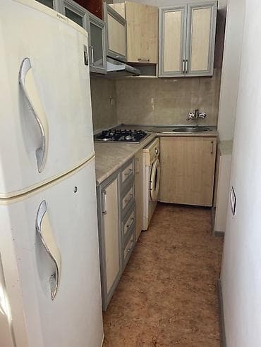 guneşlide kiraye ev: 3 otaqlı mənzil – işıqlı və səliqəli planlama - Geniş zal: qonaq — 4