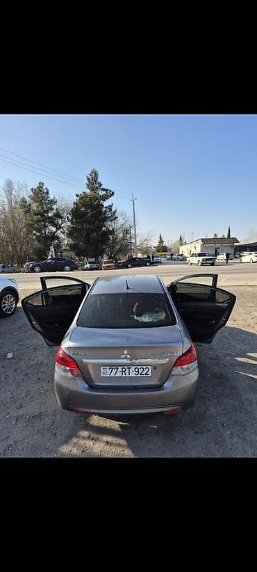 şəxsi yük maşını ilə iş: Mitsubishi Airtrek: 1.2 l | 2016 il 37000 km Sedan — 2