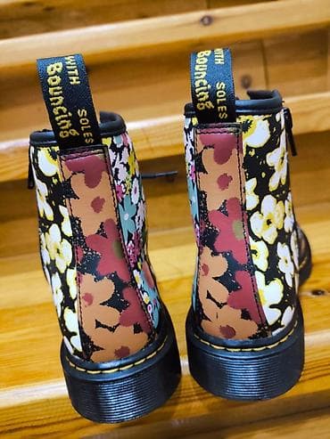 botlar: Ölçü: 36, Yeni — 2