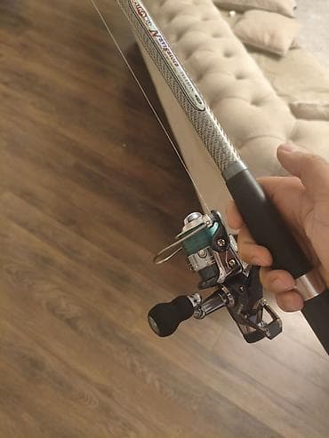 Mikano Navigators Telespin leskasi ustünde 130 m 2 m 10 sm 

- — 3