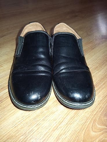 ayaqqabı мокасини: Uşaq üçün qara rəngli klassik ayaqqabı
Razmer 33 — 1