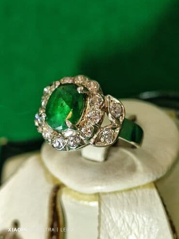 qas sirqalar: Dəstə daxildir: Üzük, Sırğa, Gümüş, 925 Əyar — 2