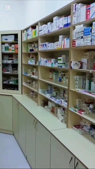 pip ağacı meyvesi: Aptek üçün tam təchizatlı mebel və avadanlıq komplekti - Ön vitrin və — 13