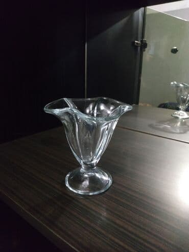 Tort və şiriniyyat qabları: Tort və şiriniyyat qabı, Şüşə — 1