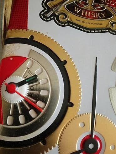 Ev saatları: Masaüstü saatlar, Elektron, Saniyə əqrəbi — 8