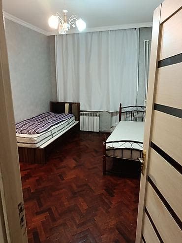 2 yataq otağı, 1 qonaq otağı, hamam, tolet, kuxuna, 2 balkon. ev