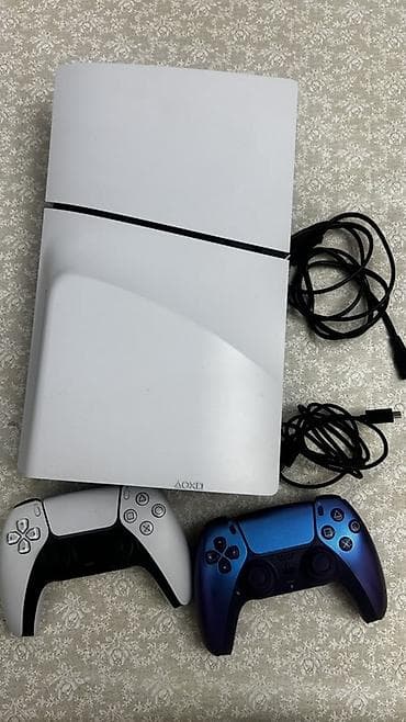 PS5 (Sony PlayStation 5): PlayStation 5 oyun konsolu seti Qutusu yoxdur!!!! Paket məzmunu: - PS5 — 1