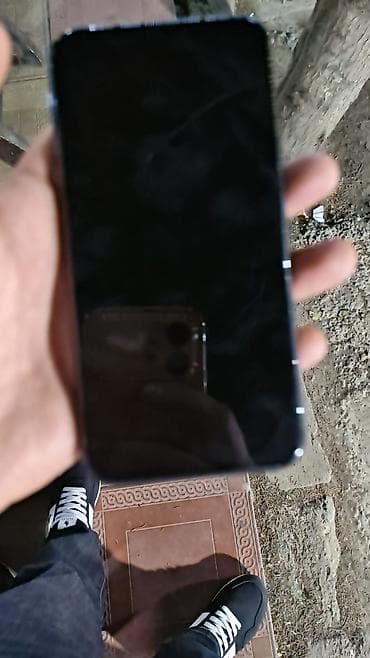 philips xenium 9@9d: IPhone X, Qara, Face ID — 2