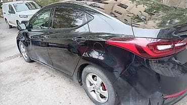 cls 63 amg: Hyundai Elantra sedan - Kuzov: qara rəng, 4 qapı, aerodinamik ön — 4
