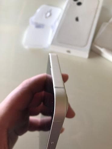 telefon iphone 13: IPhone 13, 128 GB, Ağ, Face ID — 4