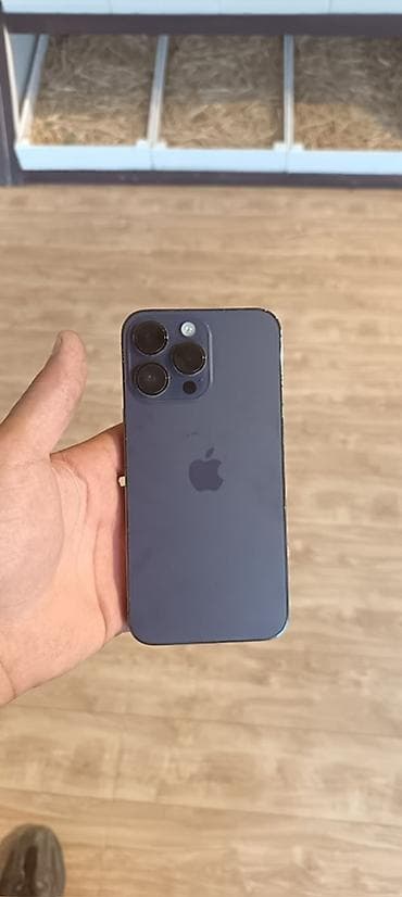 apple qulaqciq: IPhone 14 Pro, Space Gray, Face ID — 5