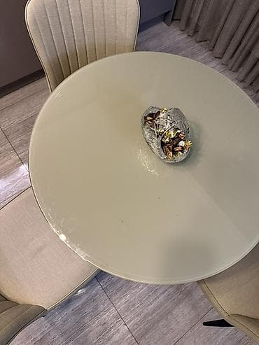 kepenek stol: Mətbəx üçün, Açılmayan, Yumru masa — 2