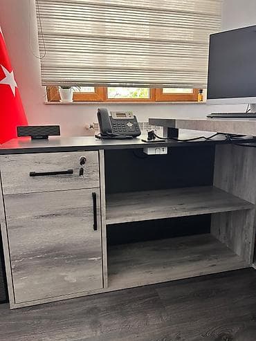 İşlənmiş, Müdir üçün, Dördbucaq masa — 5