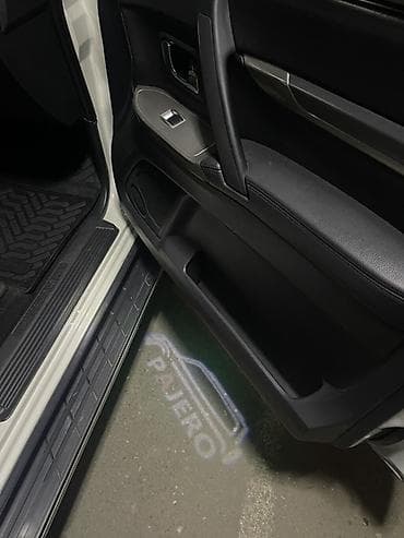 abs bloku: Mitsubishi Pajero (IV nəsil) SUV - Kuzov: tamölçülü 5 qapılı SUV — 10