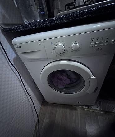 BEKO önyükləməli paltaryuyan maşın Xüsusiyyətlər: - Enerji sinfi: AA