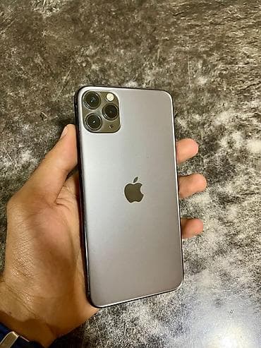 iphone s4: IPhone 11 Pro Max, 64 GB, Space Gray — 1
