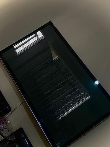 televizoru divardan asmaq: Panasonic Viera TV - Ekran: Geniş diaqonal, nazik çərçivə ilə şık — 1