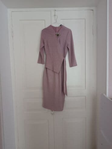 красивые платья на прокат в баку: Qadın geyimləri – 3 ədəd zərif don dəsti 1) Tünd bordo rəngli — 3